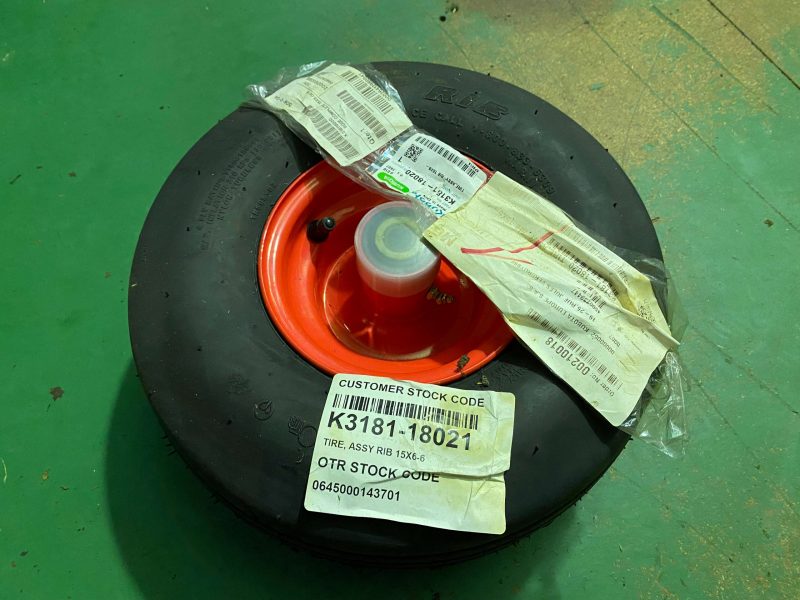RUEDA KUBOTA ZD 326