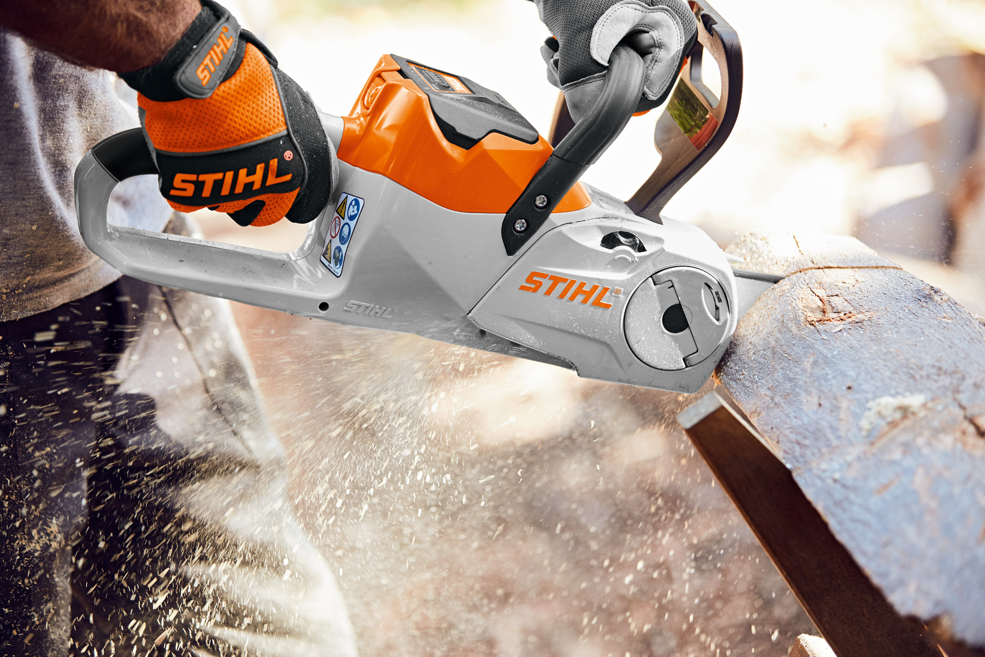 Motosierra de batería de Stihl MSA 120 C-BQ : : Jardín