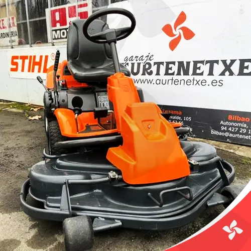 Rider Husvarna R 15 V2 AWD